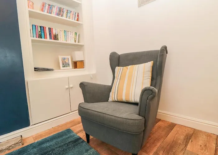 22 St Marys Walk Scarborough