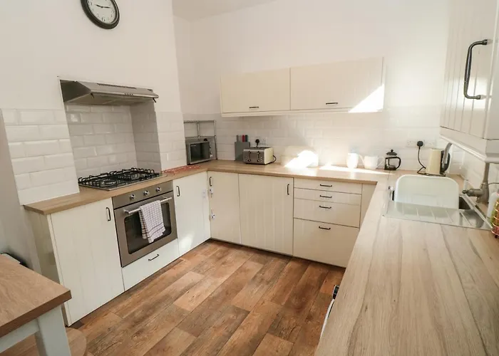 22 St Marys Walk Scarborough