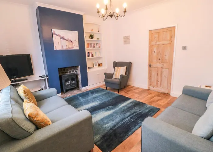 22 St Marys Walk Scarborough