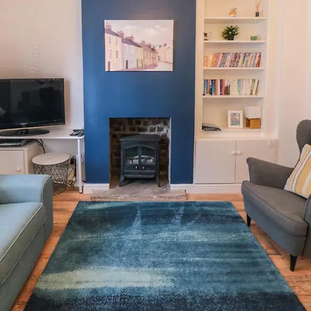 22 St Marys Walk Scarborough